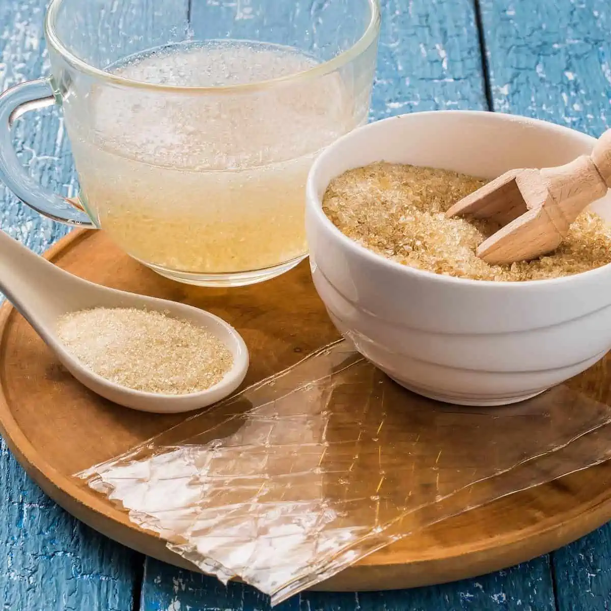 Gelatine powder, granules and sheets shown as a downstream application reference